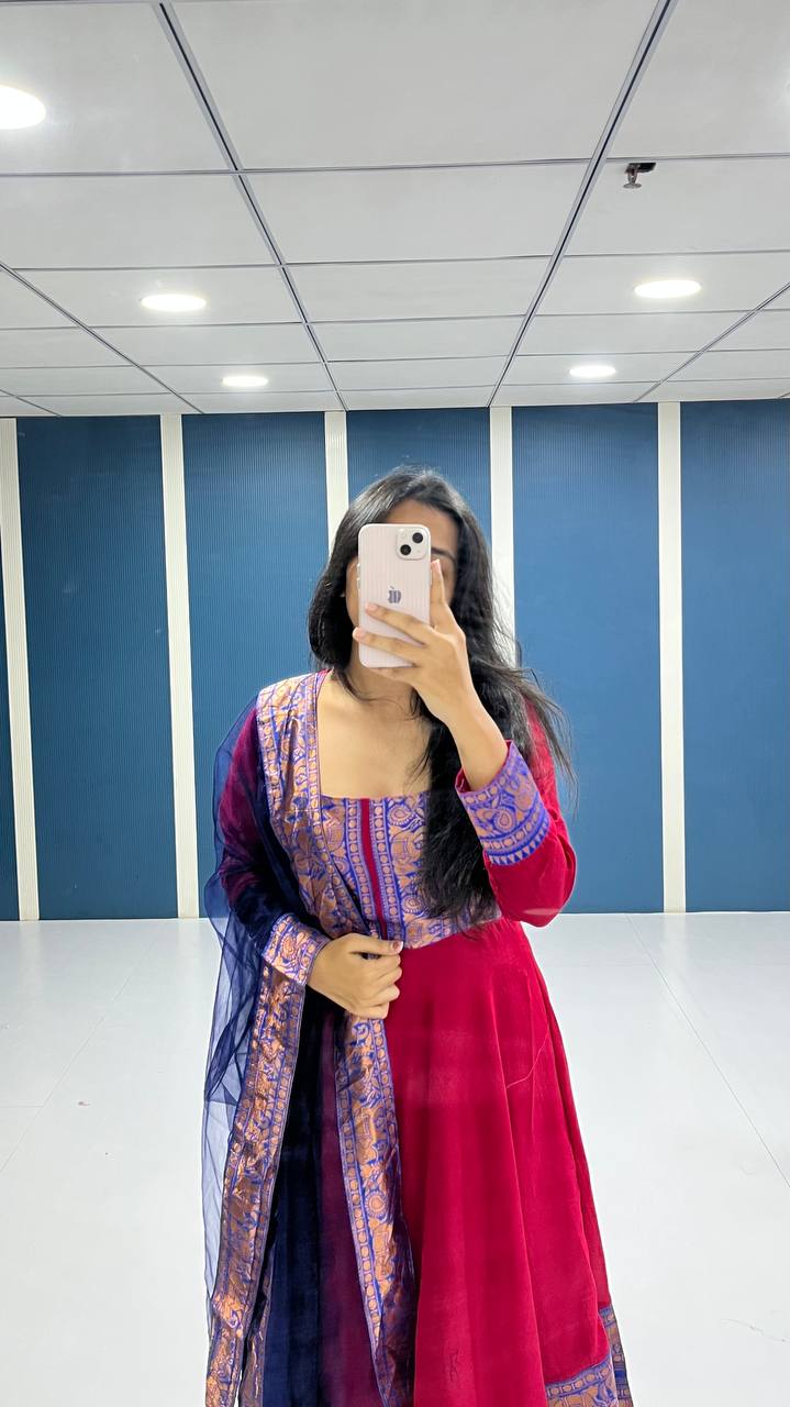 Title Traditional Anarkali Kurta Set in Cotton Blend with Zari Detailing