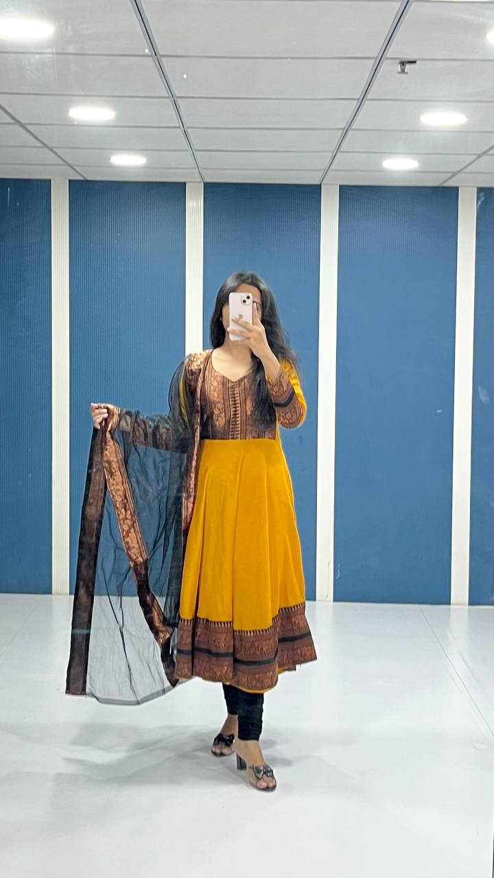 Title Traditional Anarkali Kurta Set in Cotton Blend with Zari Detailing