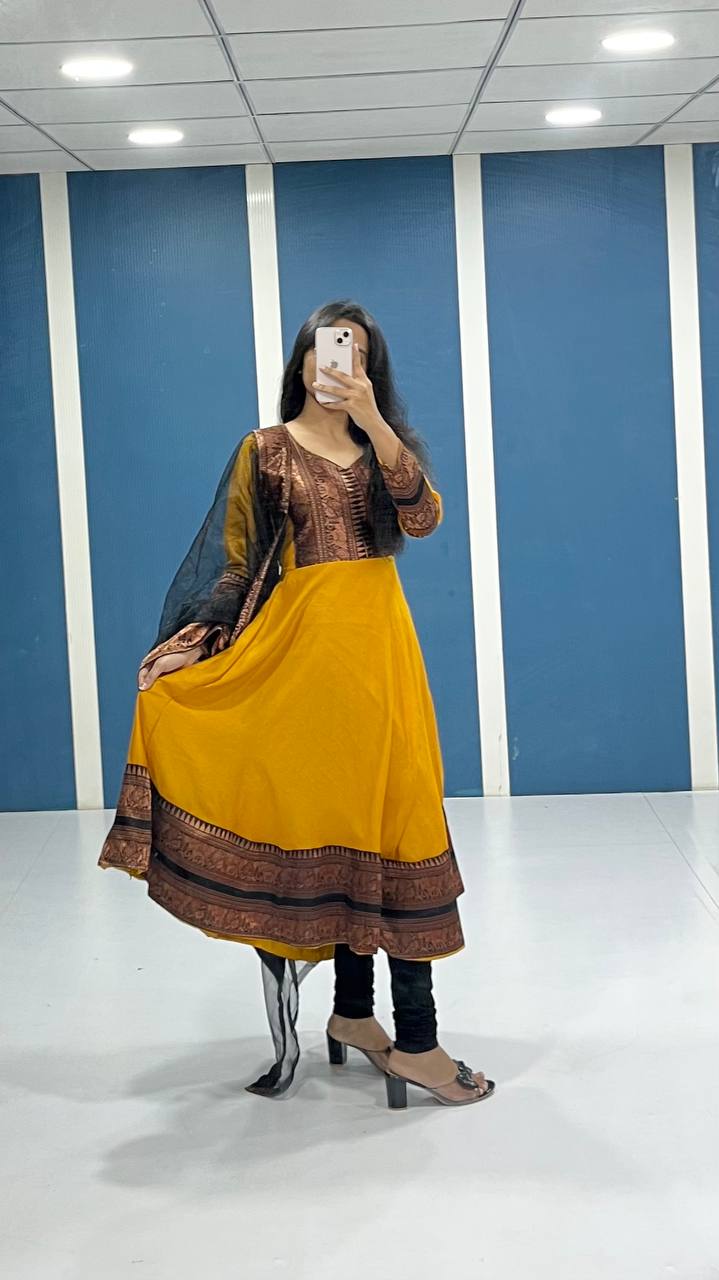Title Traditional Anarkali Kurta Set in Cotton Blend with Zari Detailing